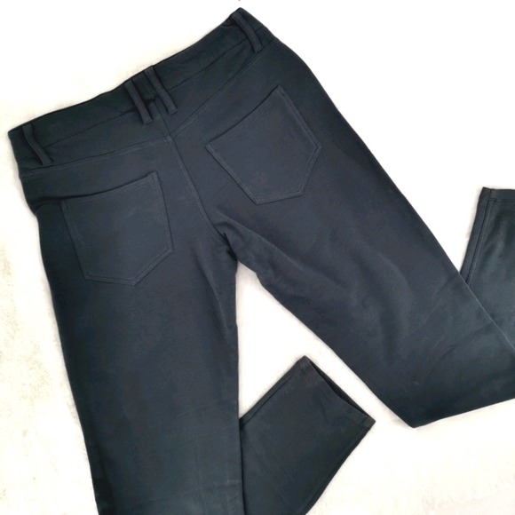 Tresics NWT Women's M Stretch Black Mid Leggings - Picture 8 of 11